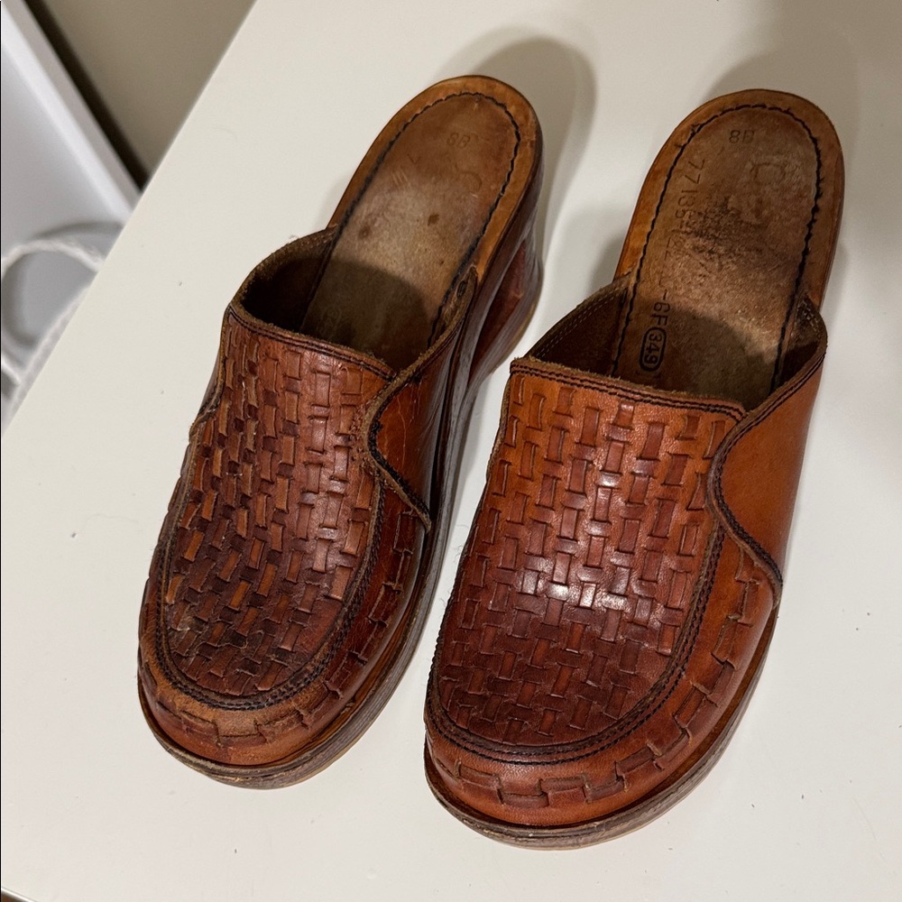 Brown Leather Women's Clogs - Picture 5 of 16